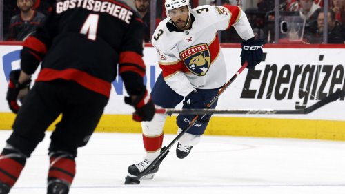 Hurricanes' Hall, Panthers' Jones reunite in Eastern final after trades from rebuilding Blackhawks