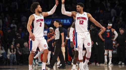 Pistons snap NBA-record, 15-game postseason losing streak, beating Knicks 100-94 in Game 2