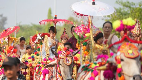 AP Photos: "Shinbyu," a rite of passage for young Buddhists in Myanmar