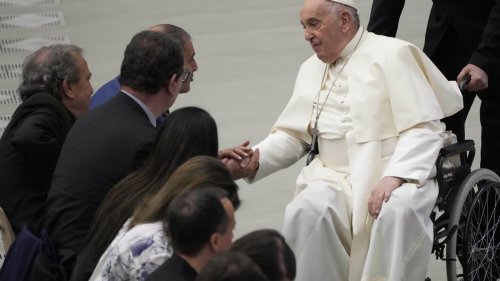 Pope appears in better health, praises Israeli and Arab fathers who both lost daughters in conflict