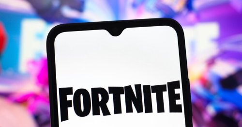 Fortnite approved by Apple, returns to U.S. App Store 5 years after removal — CNBC