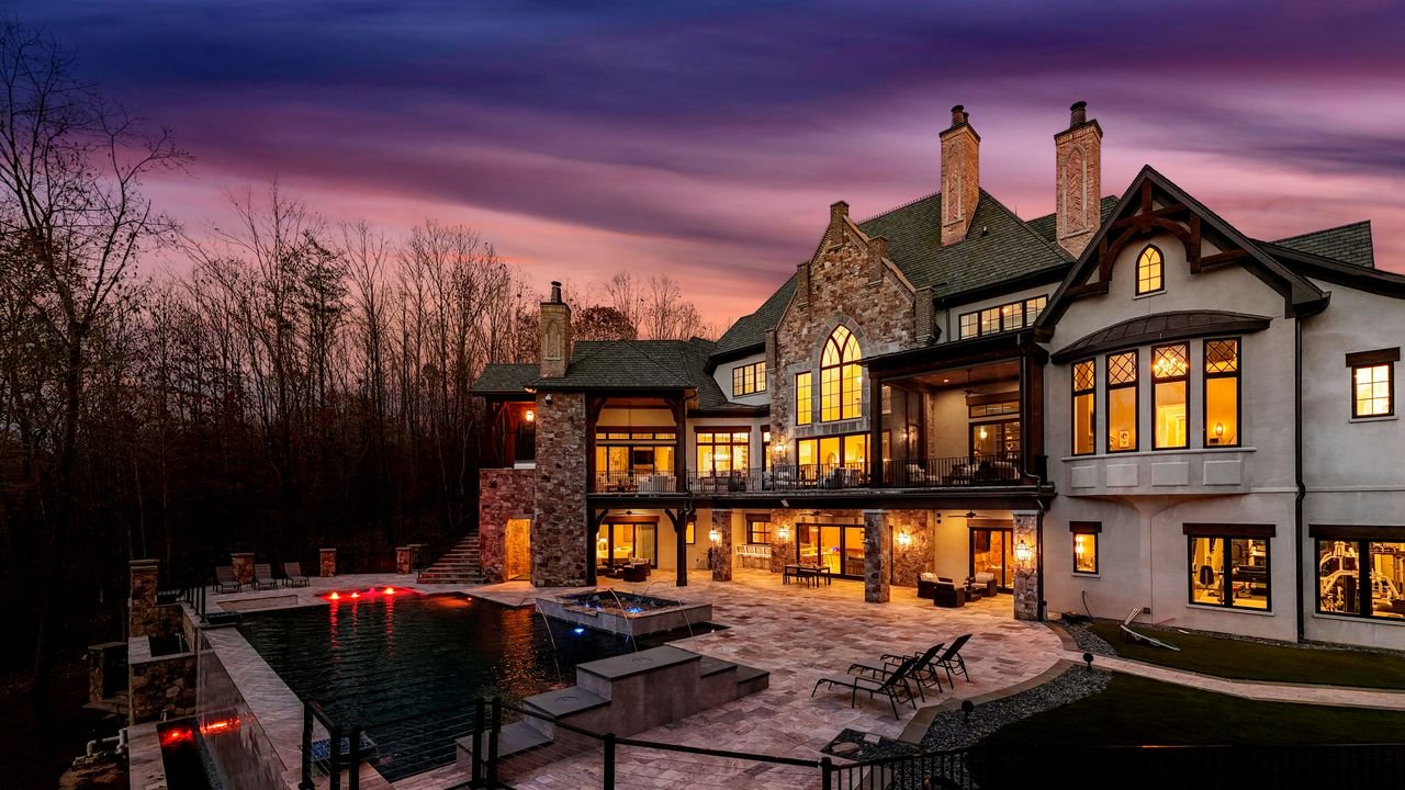 49ers running back Christian McCaffrey lists Chateauinspired North