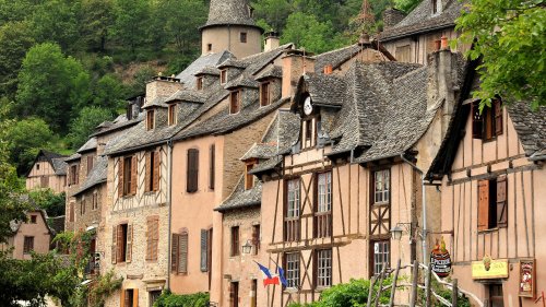 France’s 11 Most Beautiful Villages Accessible Only by Car