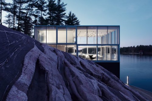 Picture Perfect: 7 Striking Houses Designed for Photographers