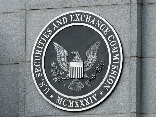 SEC Probing Investment Advisers Over Crypto Custody: Report