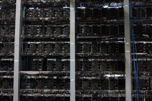 Bitcoin Mining's Sustainable Electricity Mix May Be Declining, Says Cambridge University Research Organization
