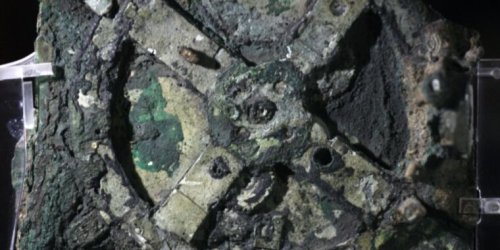 Researchers home in on possible “day zero” for Antikythera mechanism