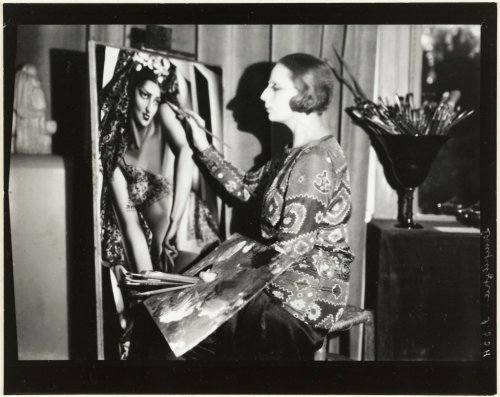 Who Was Tamara de Lempicka, and Why Was She Important?