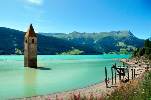 submerged-for-seventy-years-lost-italian-village-of-curon-emerges-from