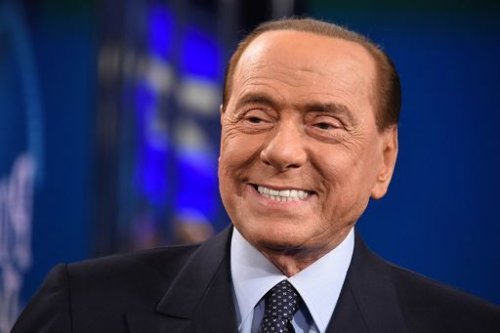 Fininvest: utile oltre livelli pre-Covid, ai Berlusconi 150 mln dividendi