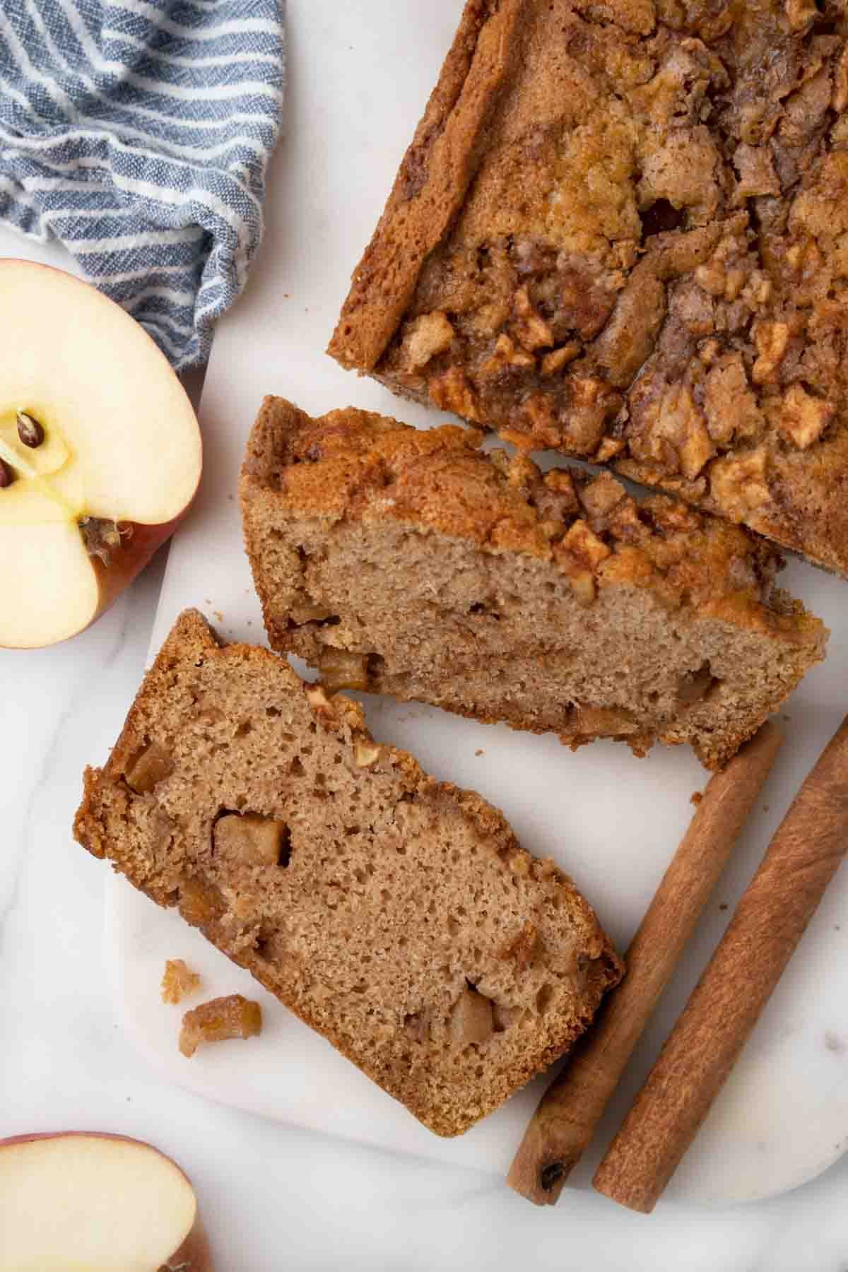 Apple Recipes to Fall For - cover