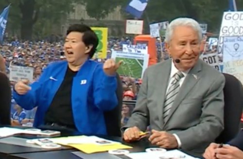 Ken Jeong’s One-Word ‘Nickname’ for Lee Corso Going Viral on Saturday