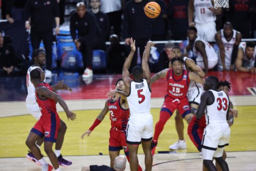 Look: San Diego State Buzzer-Beater Ends Florida Atlantic's Run In Final Four
