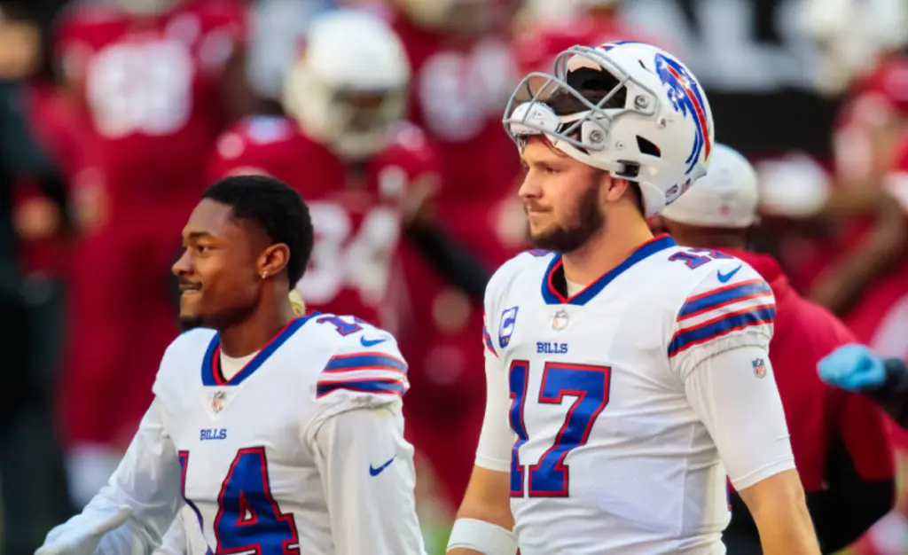 Stefon Diggs Had Two-Word Message For Josh Allen During Monday Night Loss 