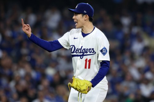 Dodgers' Dave Roberts Sends Message Regarding Roki Sasaki's Shoulder Injury