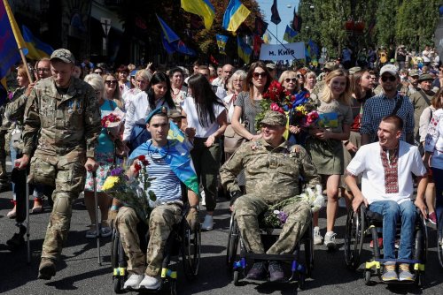 Removing the Stigma: Ukraine Launches Suicide Prevention Hotline for Veterans