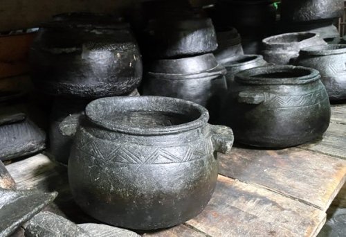 One Man's Fight to Preserve Pakistan's Perfect Cooking Pot