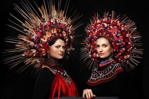 Resurrecting the Incredible Flower Crowns of Old Ukrainian Wedding Photos