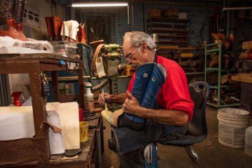 The last cowboy boot masters of El Paso