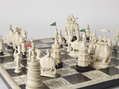 History’s Oddest and Most Gorgeous Chess Sets, in Photos