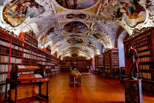 14 of the World's Most Charming Libraries