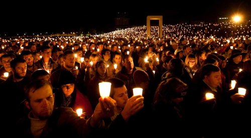 Now 25 years later, Texas’ response to Texas A&M Bonfire tragedy still one of the best unifying moments in state history