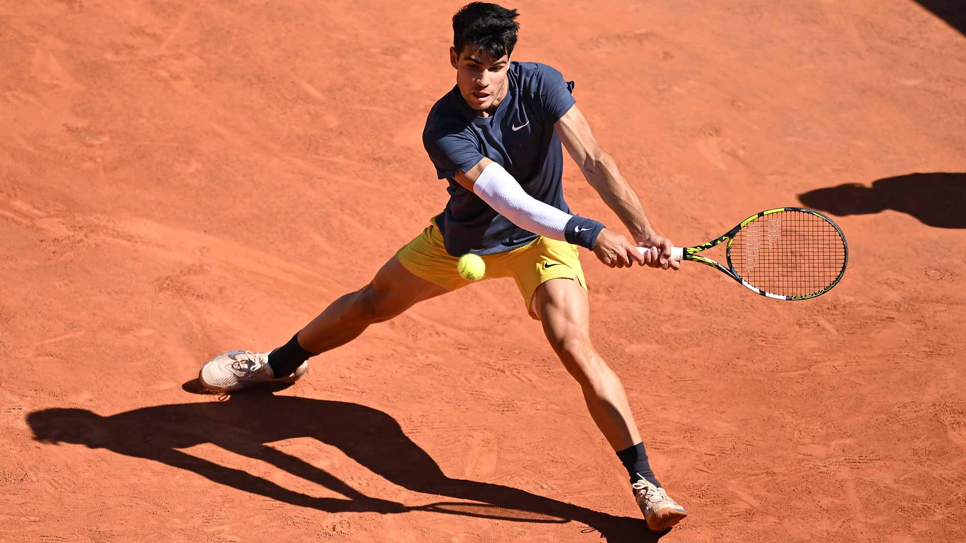 Carlos Alcaraz rewrites Grand Slam record books with Roland Garros triumph | ATP Tour | Tennis
