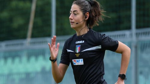 Chi è Ferrieri Caputi, primo arbitro donna in Serie A