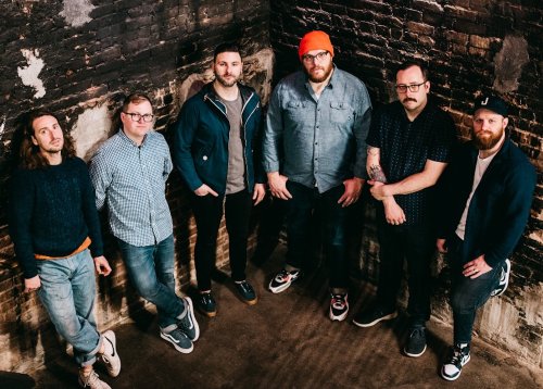 Today's Song: The Wonder Years Look Back on Sweet Beach Days with "Summer Clothes" - Atwood Magazine