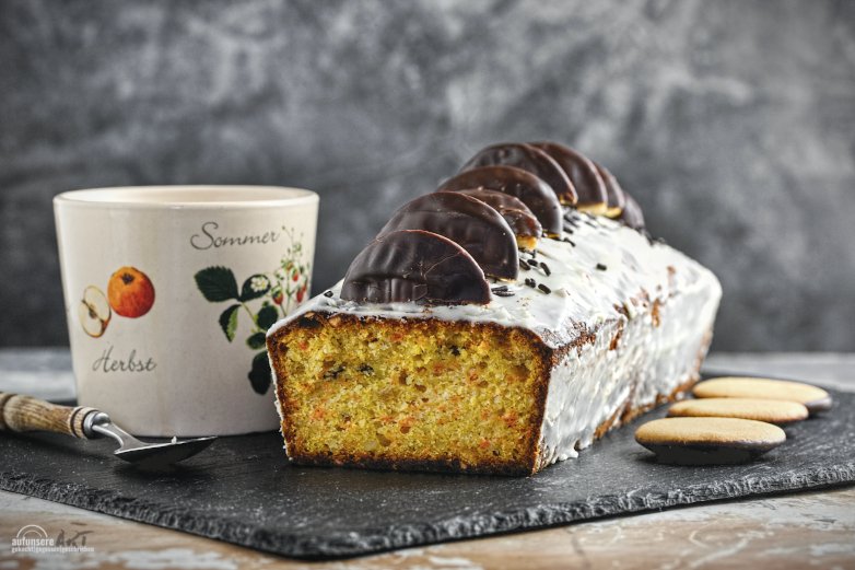 Karotten Orangen Kuchen in 80 Minuten, die absolut meiste Arbeit macht der Ofen.