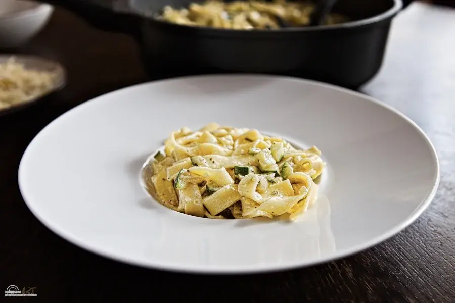 Zucchini Pasta, der schnelle Genuss, einfach auf unsere Art gemacht!