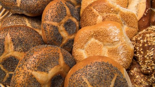 Diese Bäckereien haben in Neuburg über Ostern geöffnet