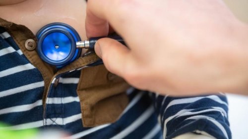 Als "Verfolgungsbehörden ungeeignet": Ärzte fordern Abschaffung der Kinderkrankschreibung