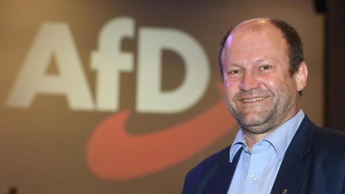 Radikale Chats: Bildungsausschuss will Augsburger AfD-Mann Bayerbach abberufen