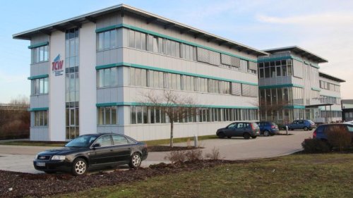 Hochschule Augsburg verlängert Mietvertrag am TCW Nördlingen