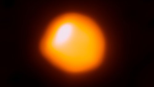Supergiant Betelgeuse is smaller and closer than first thought