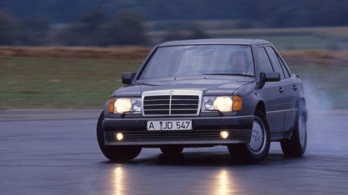 Original-Test Mercedes 500 E: W 124 mit Fünfliter-Vierventil-V8