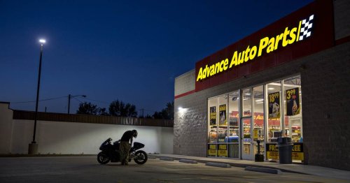 Advance Auto Parts faces crisis with 727 store closures, what’s next?