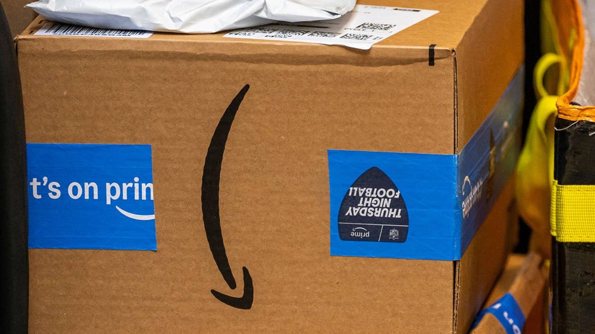 Camp Anywhere in Your Pickup With Amazon’s Truck Bed Tent, Now on Sale for $70