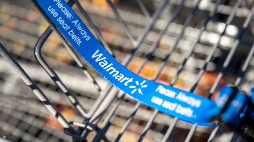 Walmart is selling a ‘heavy-duty’ $429 rolling storage cabinet for $200, and shoppers love the ‘quality and design’