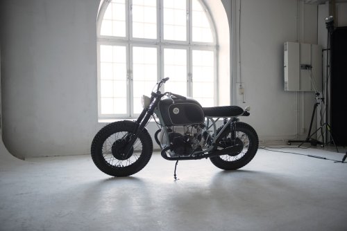 Custom 1971 BMW R75/5 Will Make You Appreciate Minimalism and