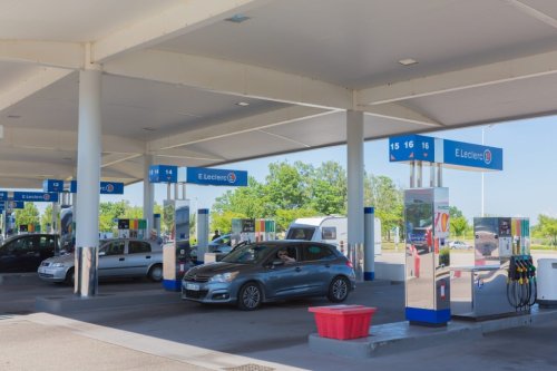 Le choc à la pompe : ce couple paie plus de 600 € pour le plein de leur camping-car !