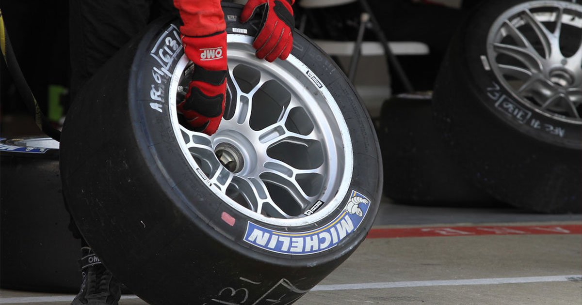 Michelin et Bridgestone innovent avec des pneus très spéciaux !