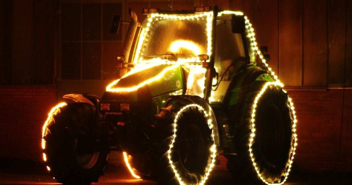 Des agriculteurs vont métamorphoser leurs tracteurs avant Noël !