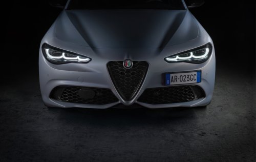 Alfa Romeo donne quelques indices sur le futur fleuron de sa gamme