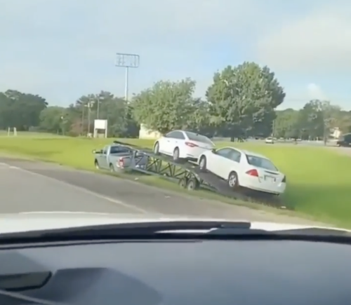 Vidéo : Ce pick-up est un hors-la-loi !