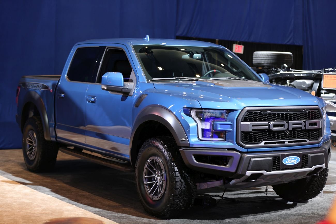 2019 Ford F-150 Raptor: Predator of the Roads - Autoversed