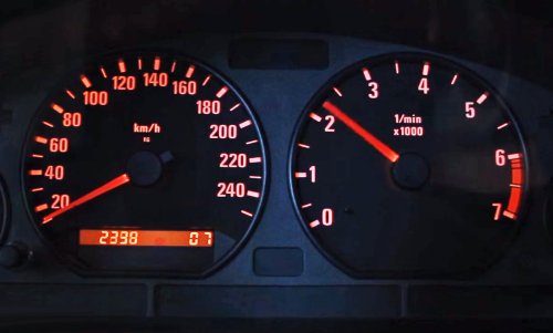 BMW 3er (E36): Digitaltacho anzeigen lassen | autozeitung.de