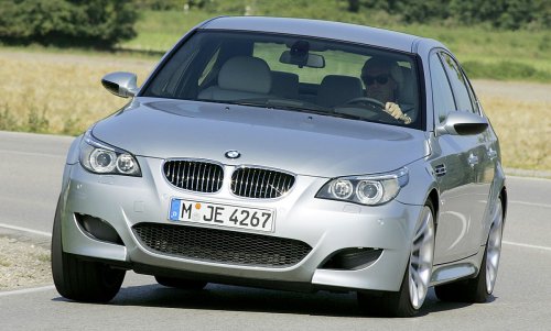 Bmw M5 E60 V10 Motor Technische Daten And Kombi Autozeitung De