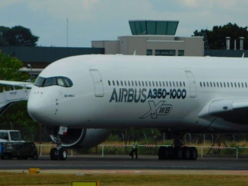 Lufthansa liebäugelt mit Airbus A350-1000